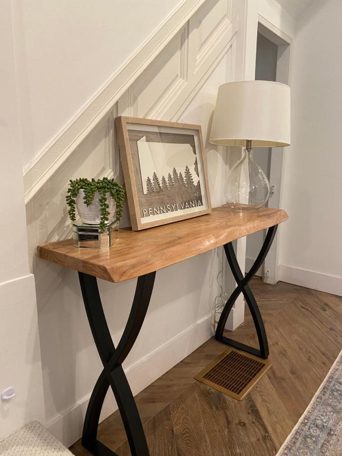Newly Renovated Victorian Gem Perfect Space For Family Vacations! Pittsburgh Exteriör bild