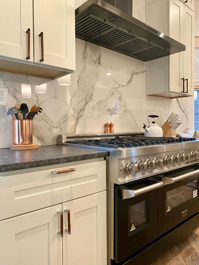 Newly Renovated Victorian Gem Perfect Space For Family Vacations! Pittsburgh Exteriör bild