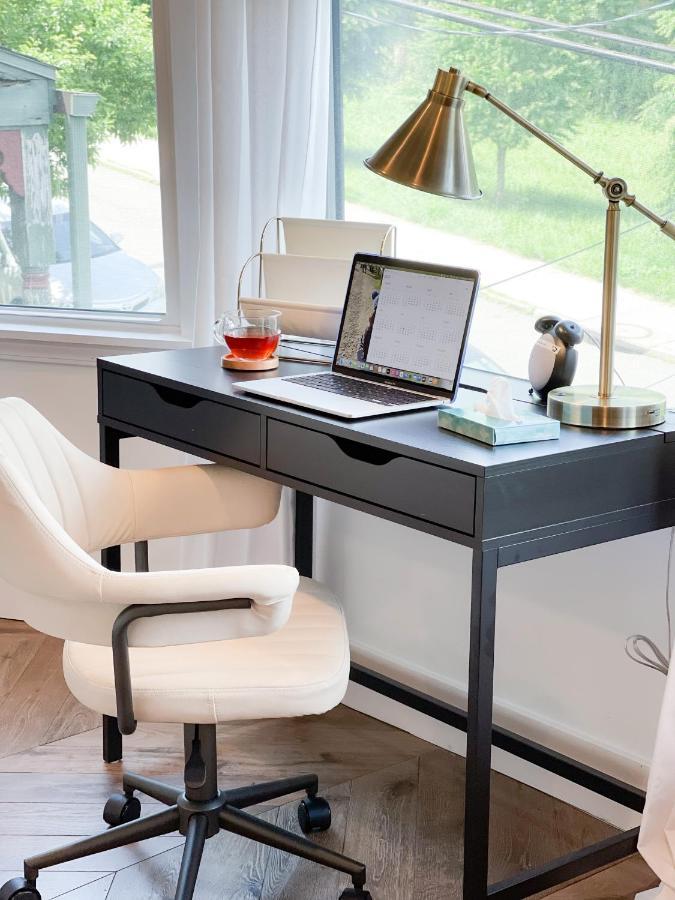 Newly Renovated Victorian Gem Perfect Space For Family Vacations! Pittsburgh Exteriör bild