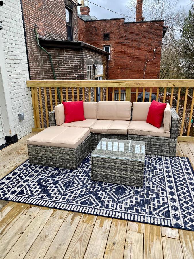 Newly Renovated Victorian Gem Perfect Space For Family Vacations! Pittsburgh Exteriör bild